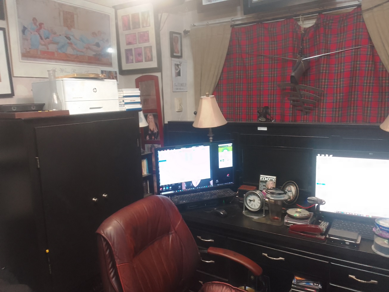 desk